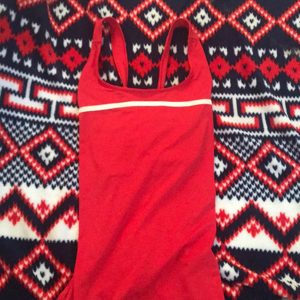 Athletic tank top